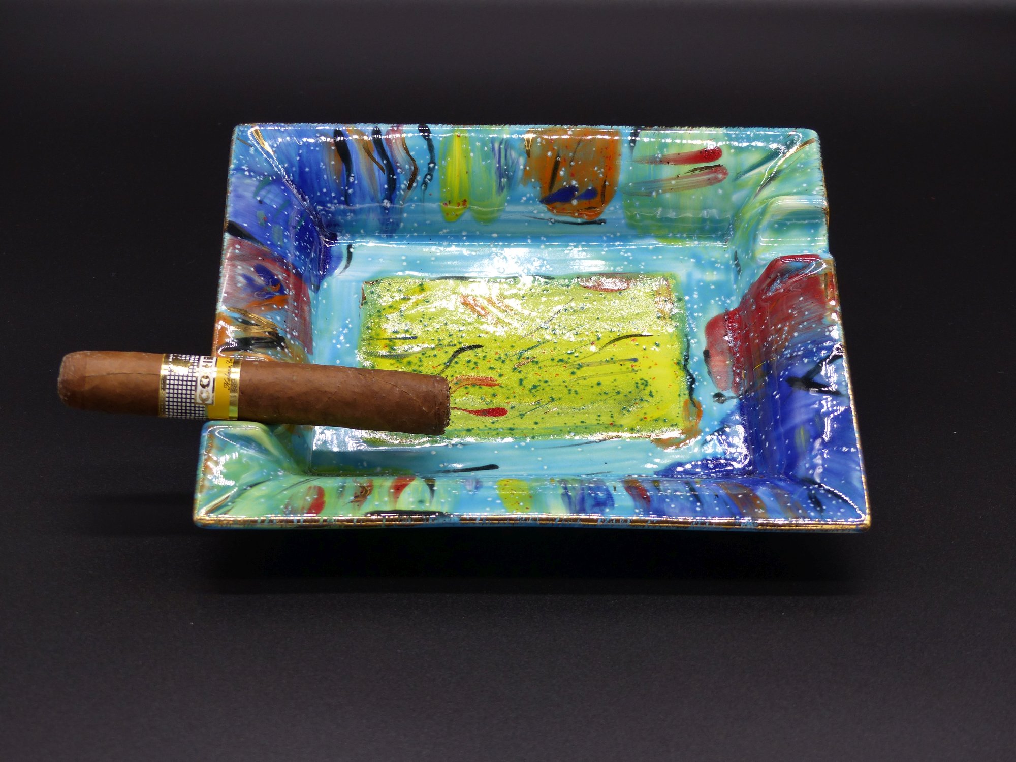 Zigarrenaschenbecher